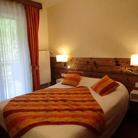 Hotel De La Dranse 3*