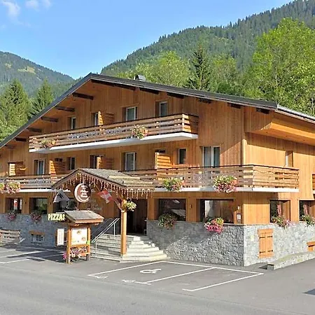 De La Dranse Szálloda 3*